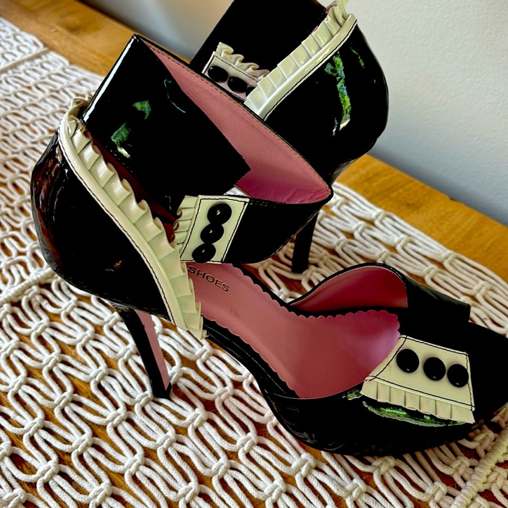 Leg Avenue By Ellie Heels Size 9.5 French Maid design
